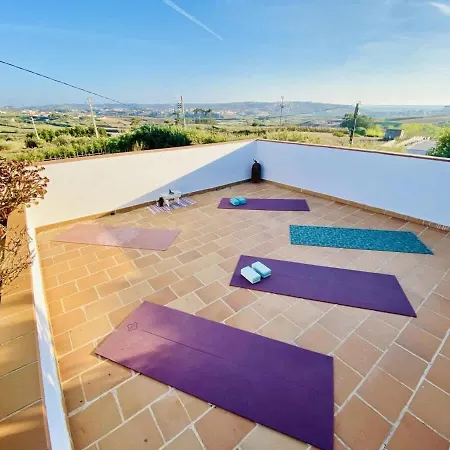 Da Silva Surfcamp- 2 Bettzimmer Mit Fruehstueck * Lourinha (Lisbon)