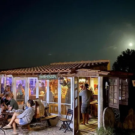 Lejlighed Da Silva Surfcamp- 2 Bettzimmer Mit Fruehstueck